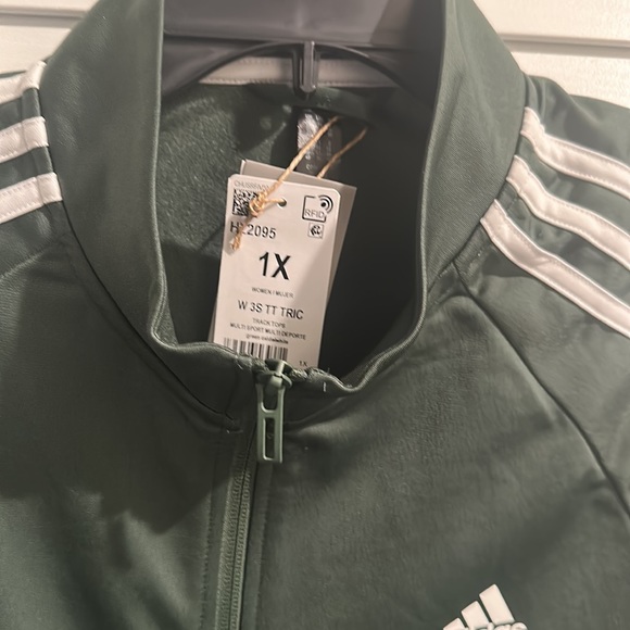 NWT GREEN & WHITE ADIDAS TRACK TOP with zipper down and Front Pocket. Size 1X/2X - Picture 7 of 7